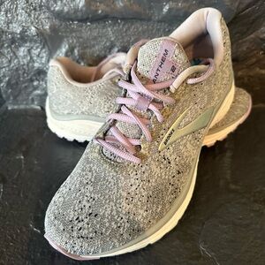 Brooks Anthem 2 Grey Tennis Shoes, Size 8.5